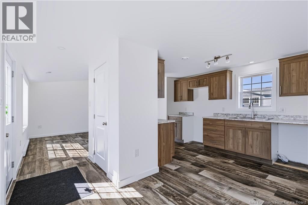 47 Oak Ridge Crescent - 8