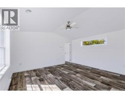 47 Oak Ridge Crescent, photo 18