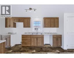 47 Oak Ridge Crescent, photo 5