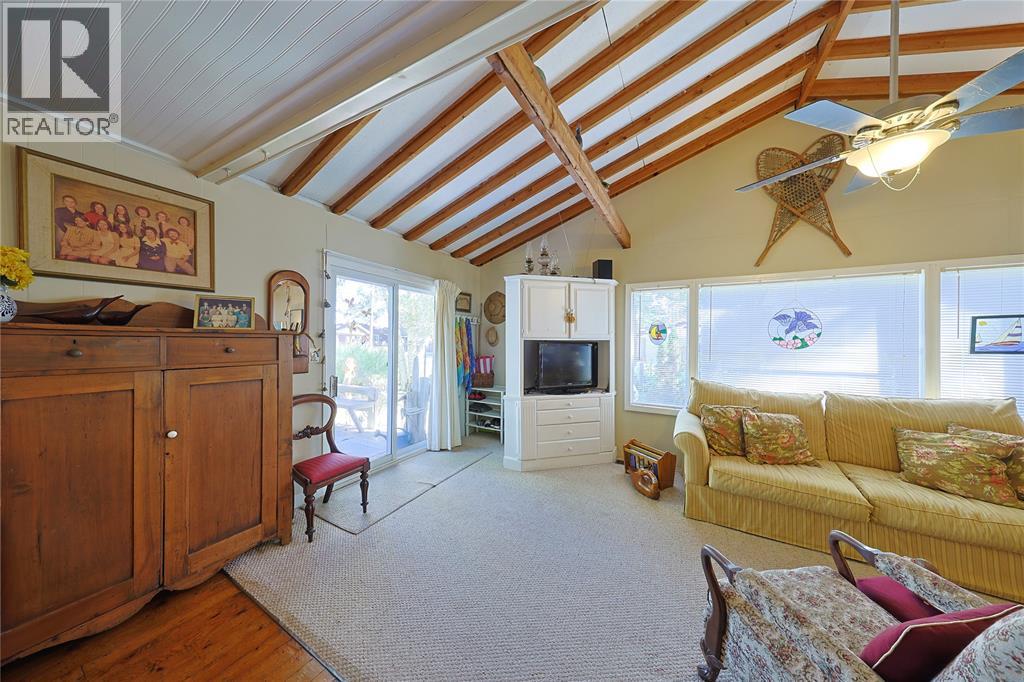 9906 LAKE ROAD - Image 16
