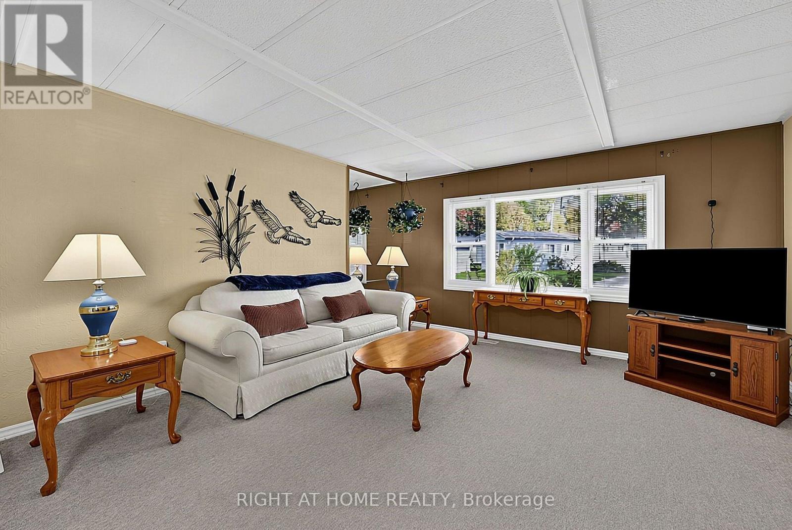 1 Georgian Glen Drive, Wasaga Beach, ON photo 7