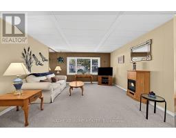 Sunroom - 1 Georgian Glen Drive, Wasaga Beach, ON L9Z1K7 Photo 6