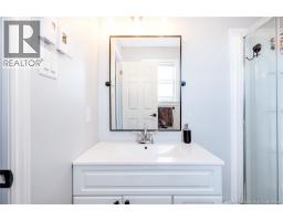 31 Kappa Avenue, photo 24