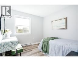 31 Kappa Avenue, photo 17