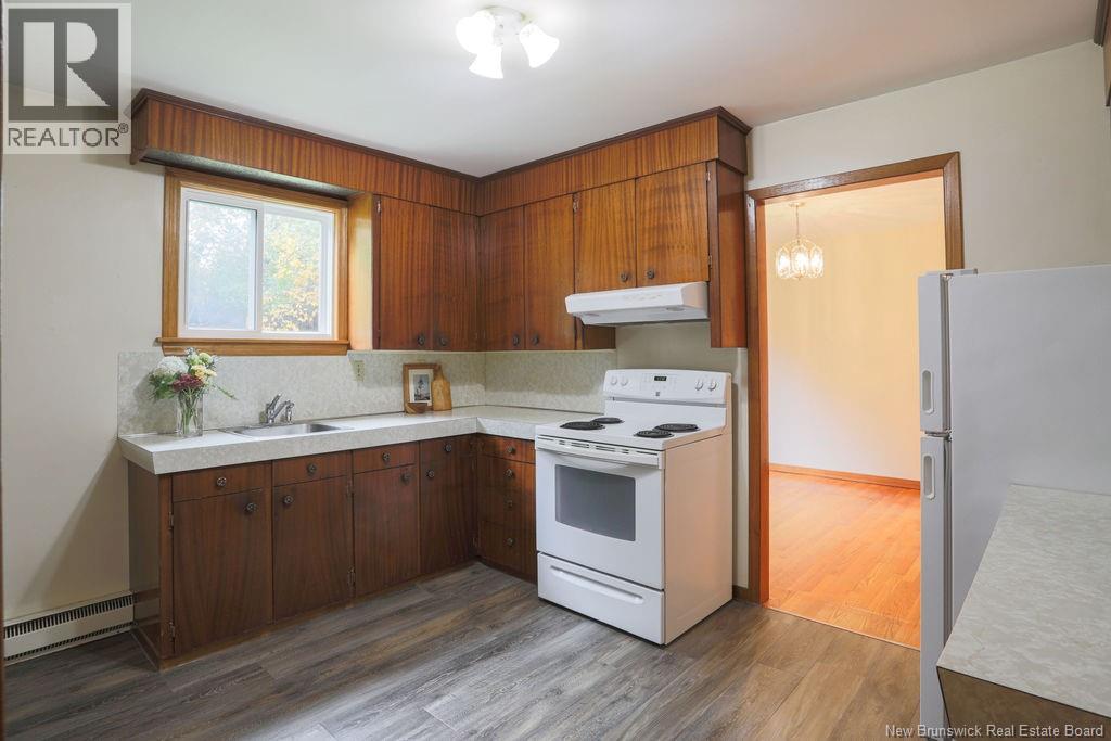 108 Robin Hood Lane - 4