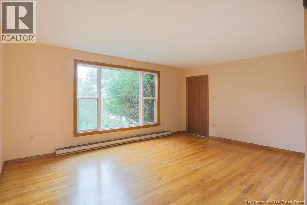 108 Robin Hood Lane - 8