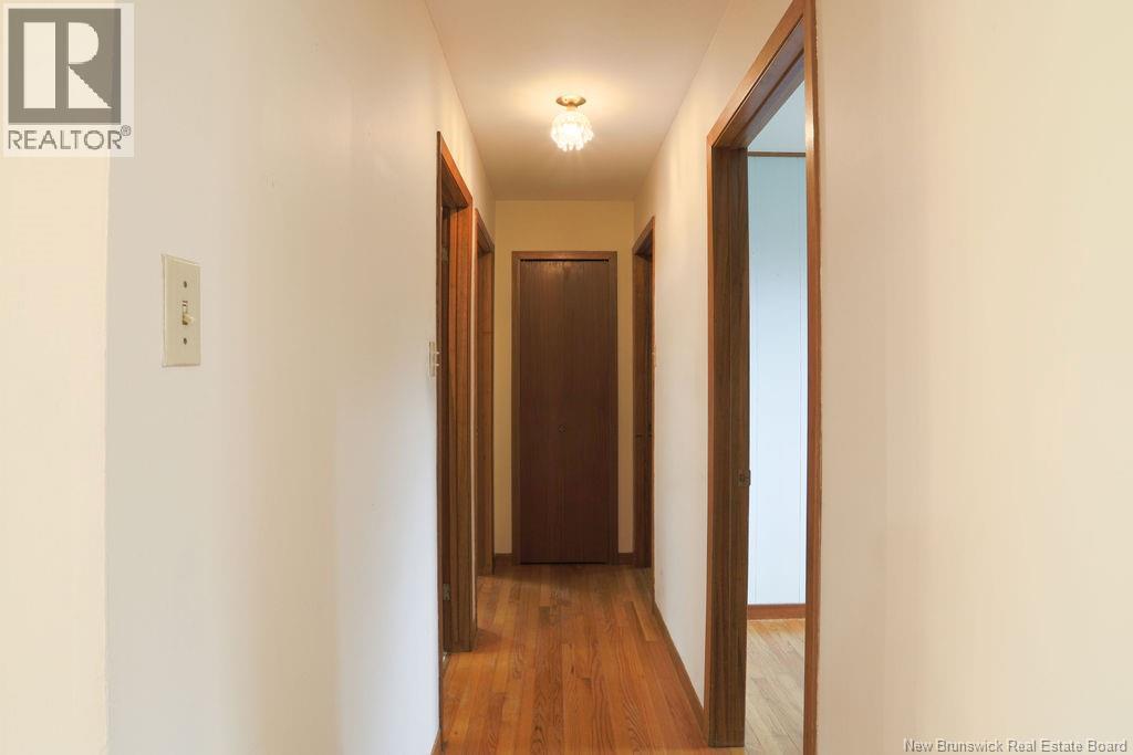 108 Robin Hood Lane - 13