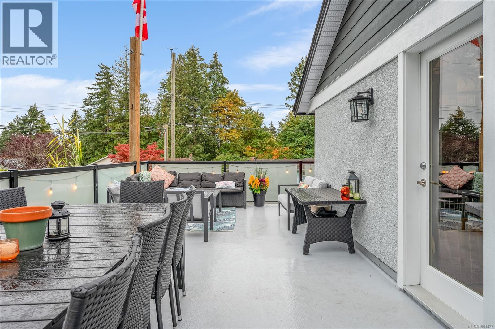 262 Villa Rd - Image 25