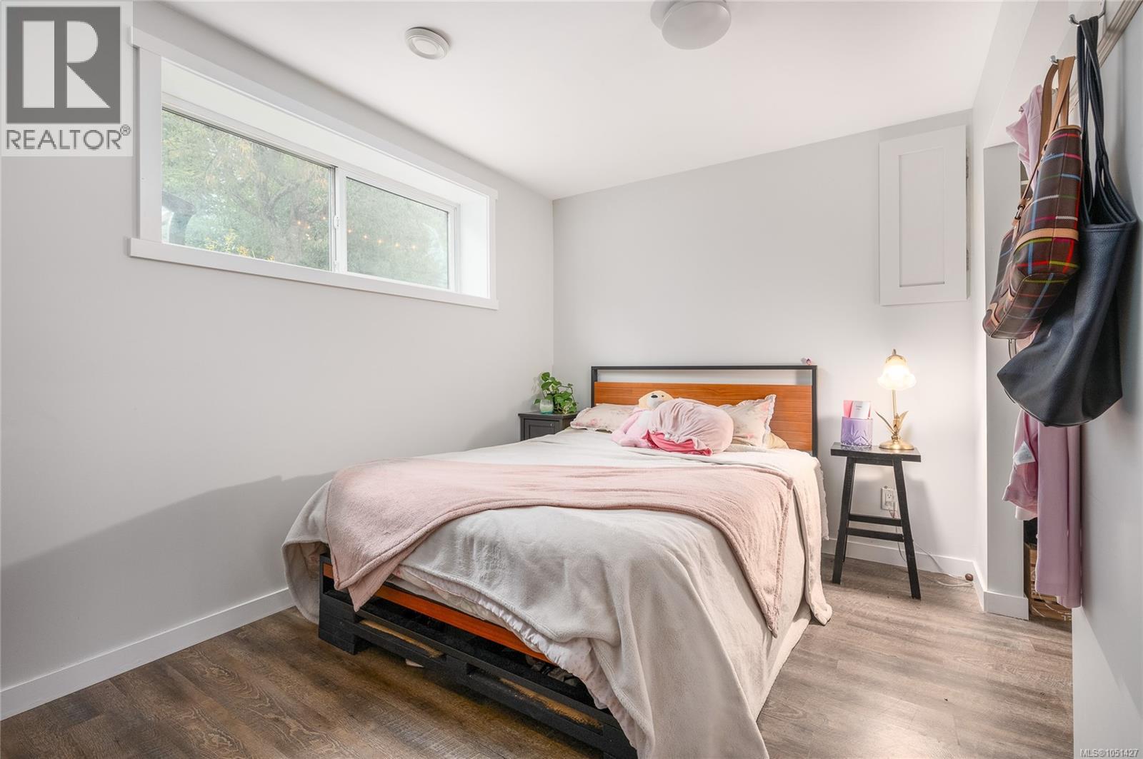 262 Villa Rd - 32