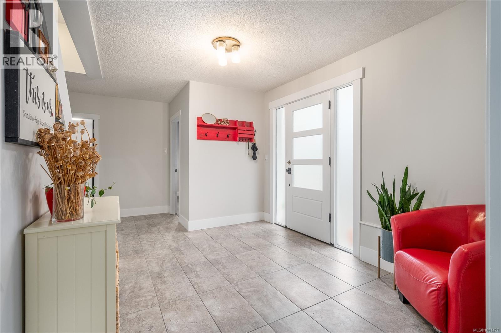 262 Villa Rd - Image 5
