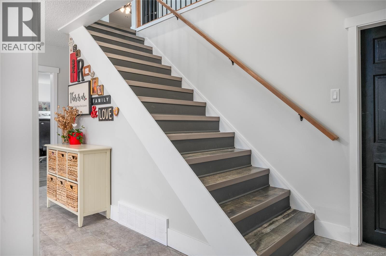 262 Villa Rd - Image 6