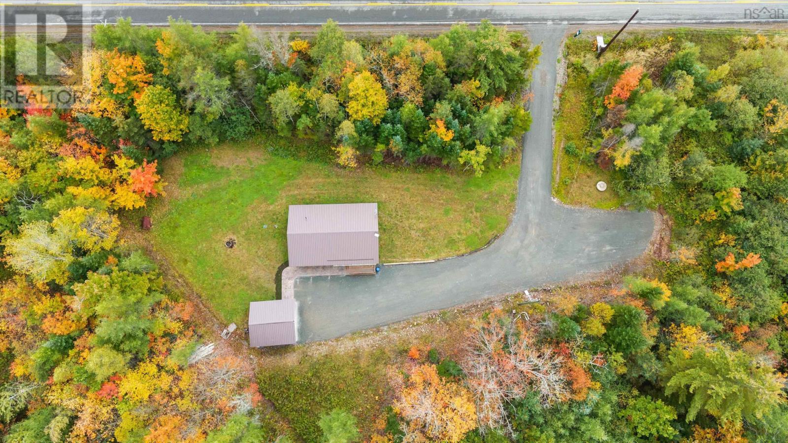 6439 Highway 289 - Image 9