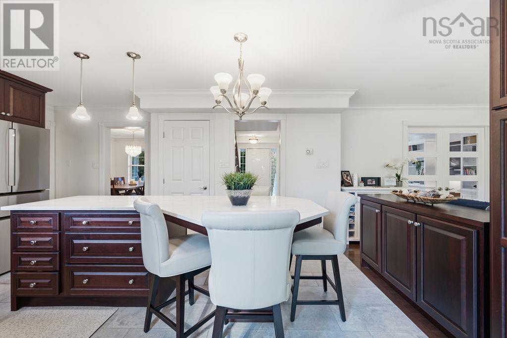 248 Kingswood Drive - Image 13