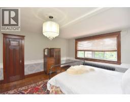 70 Kensington Avenue N, Hamilton, ON L8L7N9 Photo 30