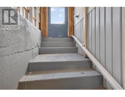 96 Main Street thumbnail 37