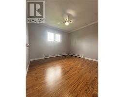 8 Fairview Street thumbnail 16