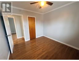 8 Fairview Street thumbnail 18