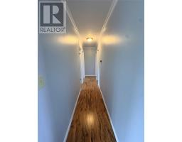8 Fairview Street thumbnail 19