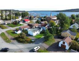 8 Fairview Street thumbnail 31