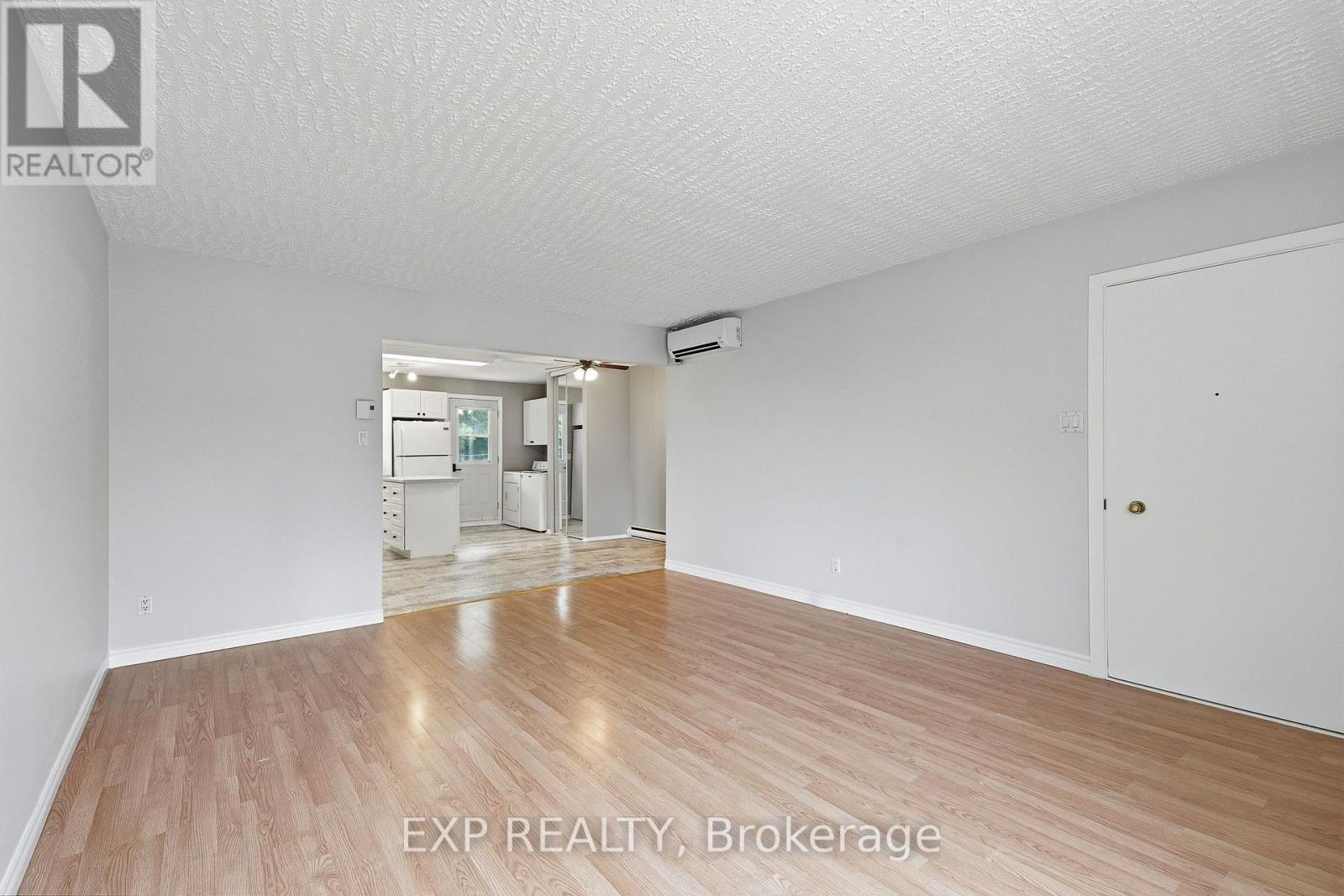 1380 LAURIER STREET - Image 27