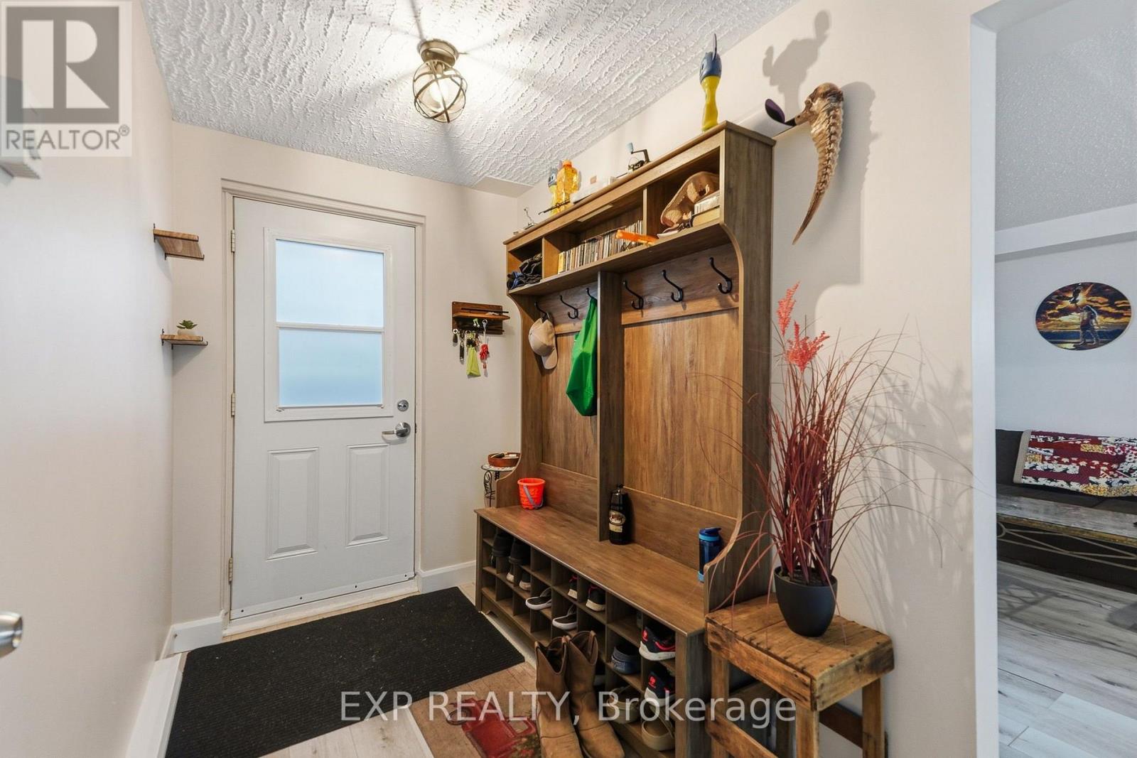 1380 LAURIER STREET - Image 34