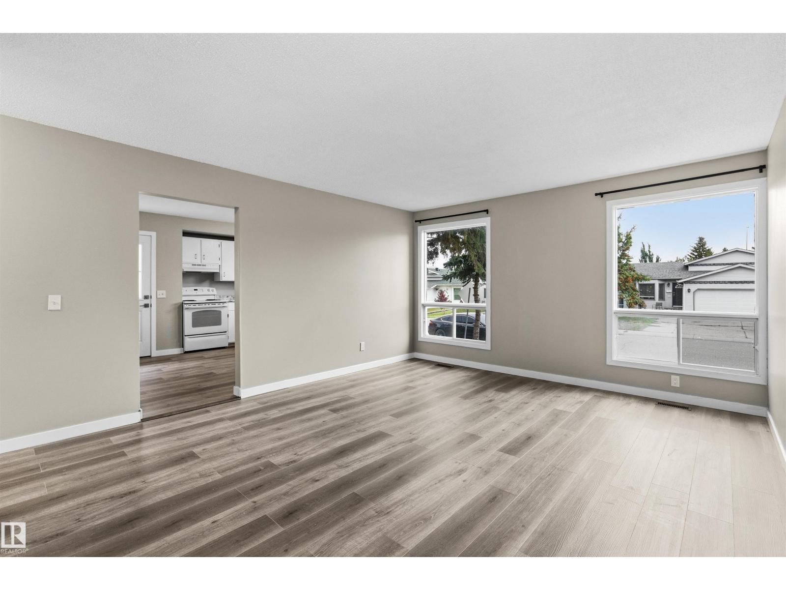 3927 22 AV NW - 5