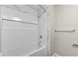 3927 22 Av Nw, Edmonton, AB T6L4M1 Photo 12