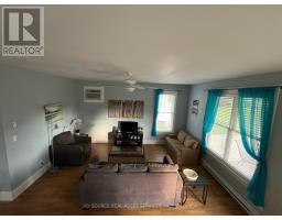 Sunroom - 48 Meadow View Lane, Prince Edward County, ON K0K1P0 Photo 6