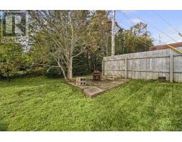 9 Eastbourne Crescent thumbnail 32