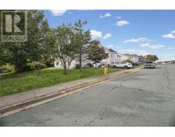 9 Eastbourne Crescent thumbnail 35