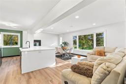 695 Hoddinott Road, East St Paul, MB R2E1B7 Photo 25