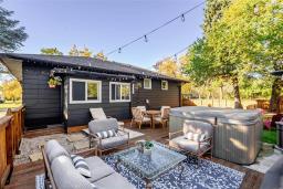695 Hoddinott Road, East St Paul, MB R2E1B7 Photo 7