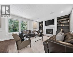 5pc Ensuite bath - 50 Roehampton Court, Kitchener, ON N2A3L1 Photo 17