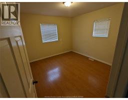 Kitchen - 349 Tuscarora Unit# Main, Windsor, ON N9A3L8 Photo 8