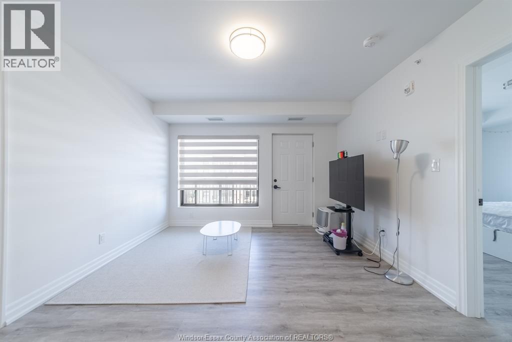 3320 Stella Crescent — photo 14