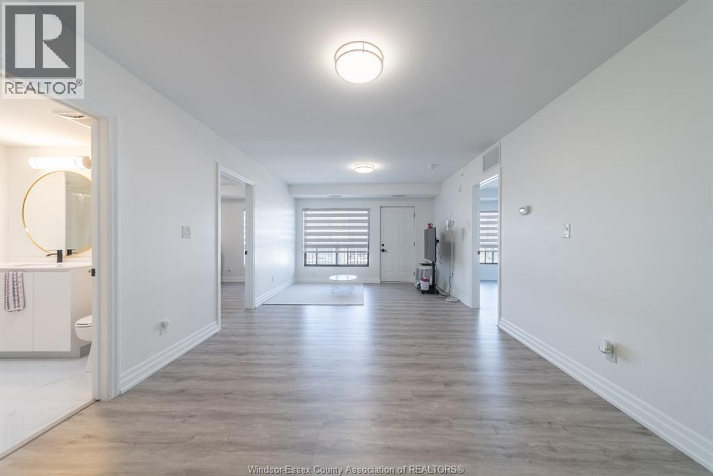 3320 Stella Crescent — photo 18