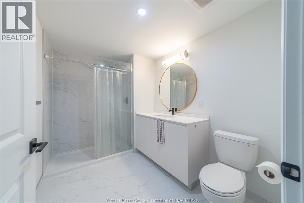 3320 Stella Crescent — photo 19