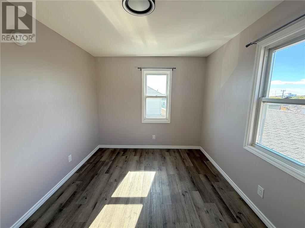 4 Domenico Street - Image 12
