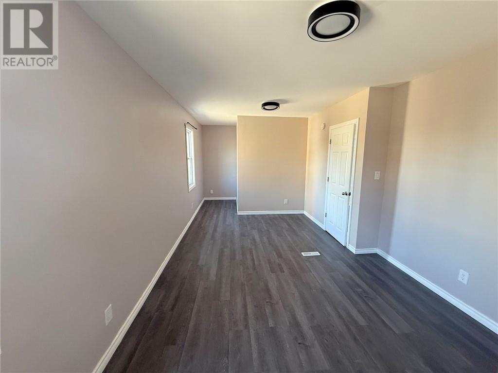 4 Domenico Street - Image 16