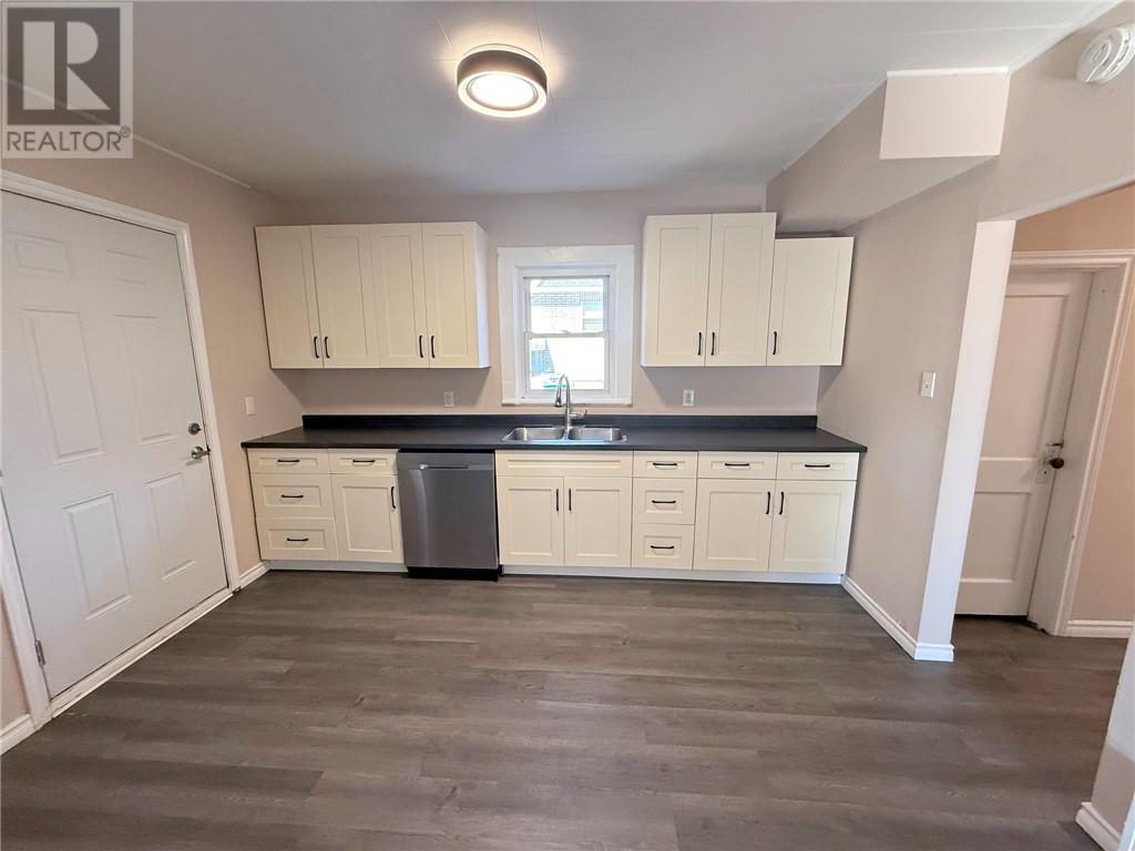4 Domenico Street - 6