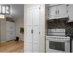 18 Carriage Court Avenue, Kingston, ON K7K5X2 Photo 17