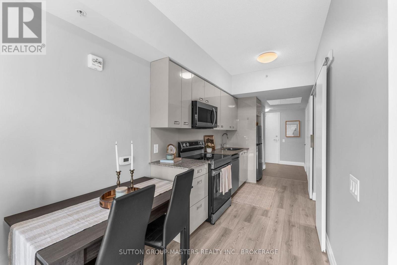 #211 652 PRINCESS STREET - Image 21