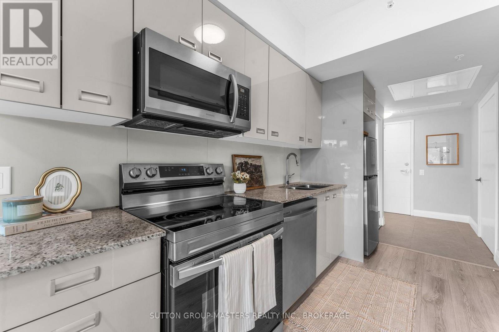 #211 652 PRINCESS STREET - Image 23