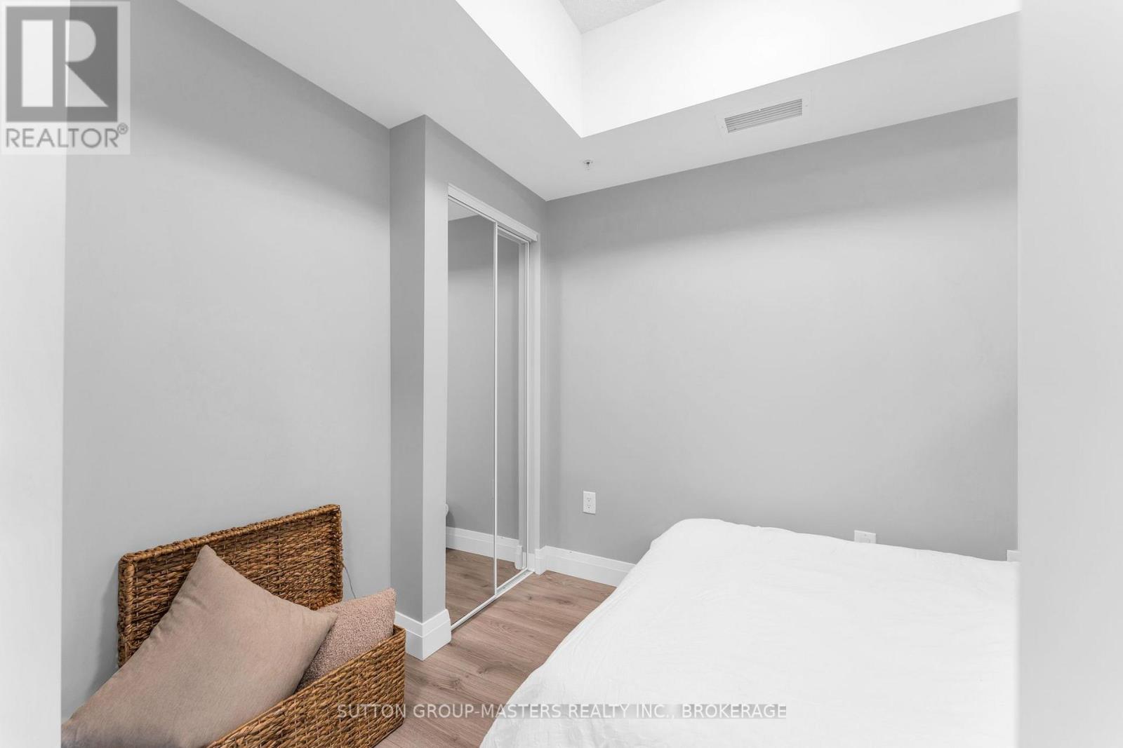 #211 652 PRINCESS STREET - Image 25