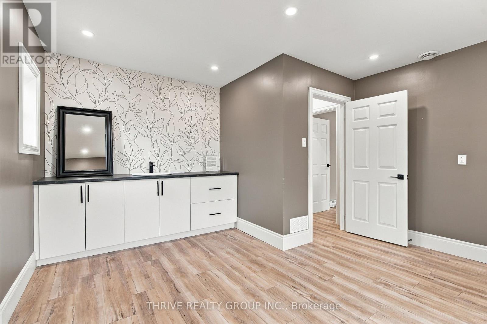 4420 Colonel Talbot Road — photo 20