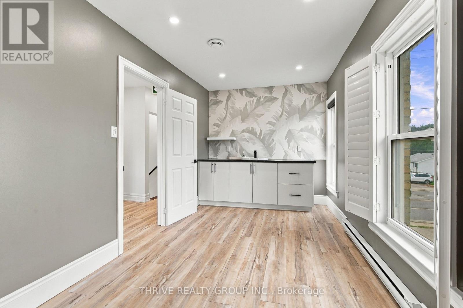 4420 Colonel Talbot Road — photo 28