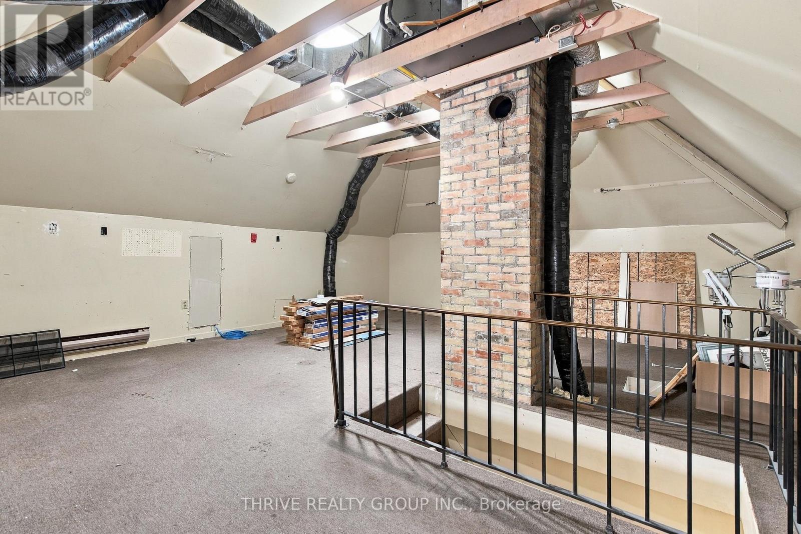 4420 Colonel Talbot Road — photo 32