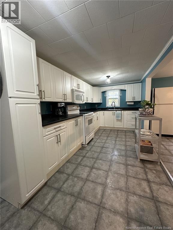 18 Hazelton Road - Image 8