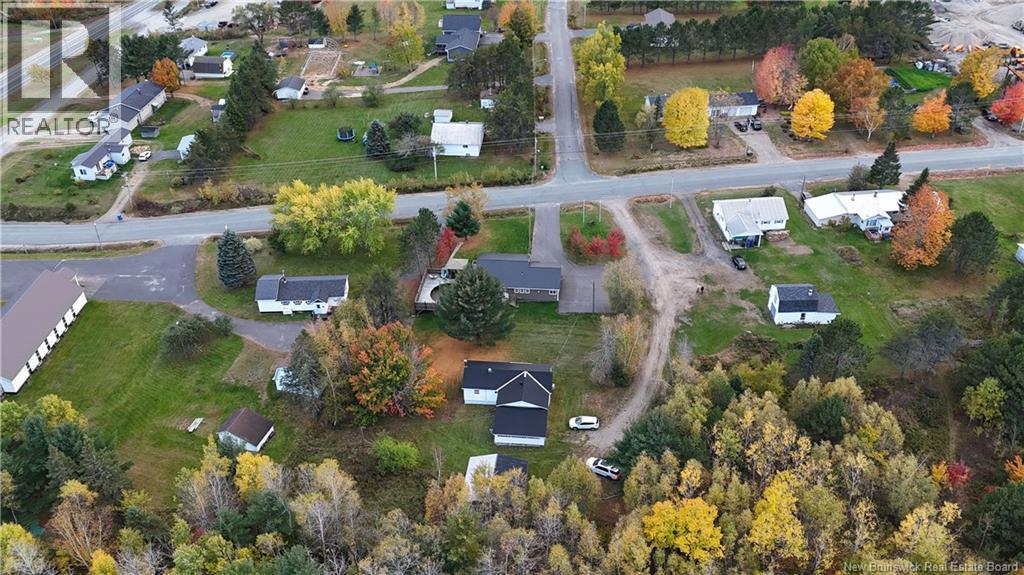 18 Hazelton Road - 22
