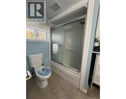18 Hazelton Road, photo 11